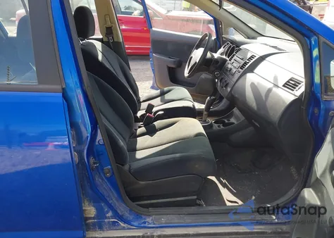 2011 Nissan Versa 1.8S z USA, uszkodzony, nr VIN 3N1BC1CP6BL446421